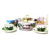 Mixed estate lot, inc sugar/creamer sets