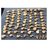Lot of vntg furniture wheels