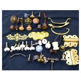 Assorted lot of furniture and cabinet hardware