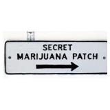 Cast iron 9.5x3 Secret Marijuana Patch plaque