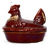Vntg brown Hull pottery hen on nest