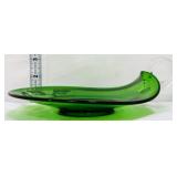Vntg emerald green 7.5in dish w/ clear handle