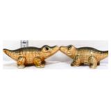 Pair vntg alligator figural salt/pepper shakers