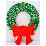 Vntg 15x19.5 plastic popcorn wreath w/ bow