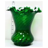 Fenton 9in emerald snowcrest spiral optic vase