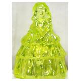 Boyd miniature vaseline Southern Belle figure