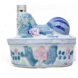 Porcelain hen on nest trinket dish