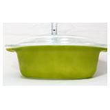 Vntg Pyrex verde green casserole dish w/ lid