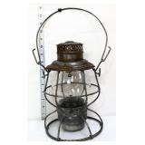 Vntg metal railroad lantern w/ clear globe