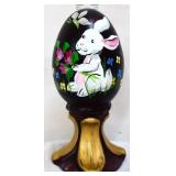 Fenton egg with hand painted Easter Bunny