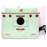 Vntg metal Little Lady child stove