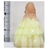 Boyd mini peach/vaseline Southern Belle figure