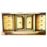 MCM Bassett 2 door 4 drawer dresser see photos