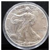 2001 silver eagle coin