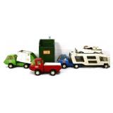 Lot of 5 vntg metal toy items, inc car hauler