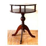 Vintage round mahogany side table