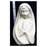 Vntg 7in praying Madonna planter
