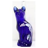 Fenton cobalt cat with white flowers