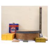 Mixed estate lot, inc cheese box