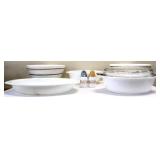 Mixed estate lot, inc mixing bowls