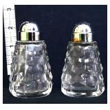 Pair Fostoria salt/pepper shakers