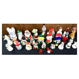 Mixed estate lot, inc Christmas ornaments