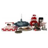 Mixed estate lot, inc Christmas items