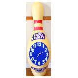 22in Bud Light bowling pin clock NO SHIP