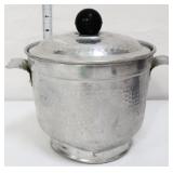 Vntg hammered aluminum ice bucket, see photos