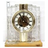 Citizen battery op desk clock see pics