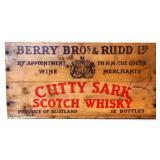 Vntg wood Cutty Sark Scotch Whiskey crate
