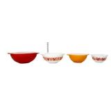 4 piece vtg Pyrex friendship mixing bowl set