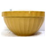 Pottery Barn 13in yellow mixing bowl