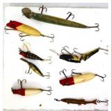 Lot of 8 vintage fishing lures
