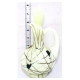 Fenton custard hanging hearts cruet w/ stopper