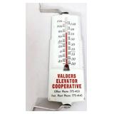 Vntg metal Valders Elevator Co-Op thermometer
