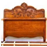 Vintage full size carved oak bed w/ rails