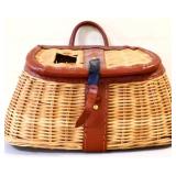 Vntg fishing basket, made in Hong Kong