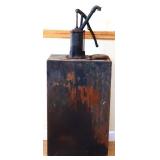 Vntg farm pump dispenser