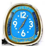 Vntg 15.5x17.5 Schlitz Malt Liquor clock
