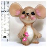 Fenton natural painted brown mouse with flowers