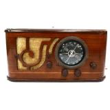 Vintage Delco table top radio untested NO SHIP