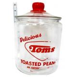 Glass Tom