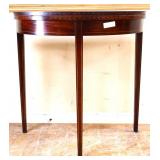 Vntg mahogany fold out game table