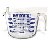 Pyrex 4 cup measurer