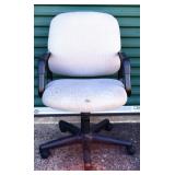 Rolling office chair see photos