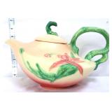Vntg Hull woodland aladdin teapot