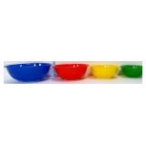 Vntg Pyrex 4 piece primary color mixing bowl set