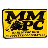 Vntg metal 17x11 Manitowoc Milk Producers sign