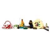 Mixed estate lot, inc red/white basket